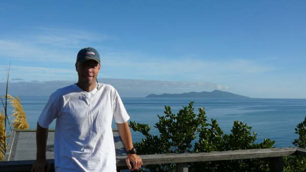 ... je vais aller faire un tour en helicoptere au dessus de l'ile, la bas, dans le fond. La Kapiti Island!!