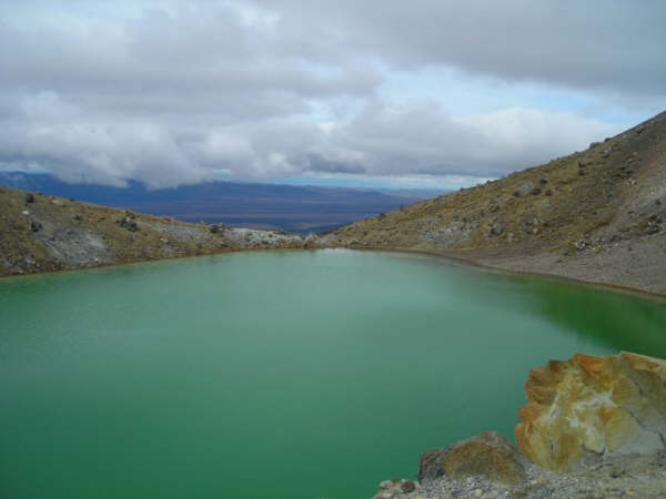 Les Emerald Lakes