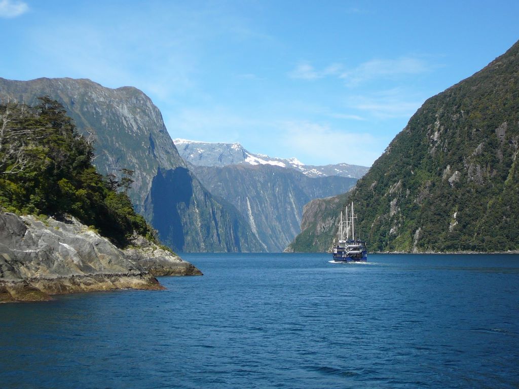 Nous sommes maintenant dans l'entrée du fjord, sur la mer de Tasman