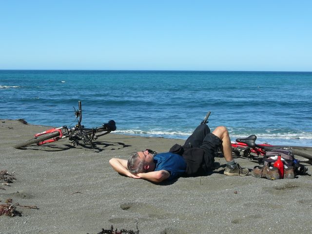 Nous avons passé le weekend à nous reposer et à faire du vélo. Les chemins empruntés menaient tous à la mer