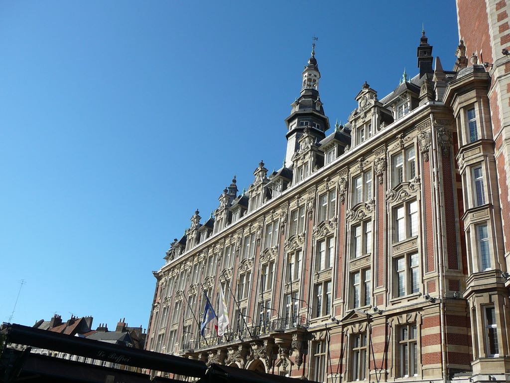 La chambre de commerce de Lille.