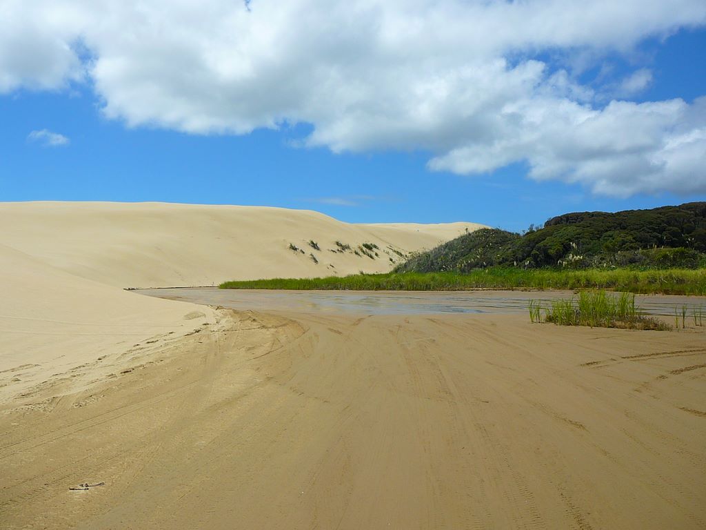 ... entre des dunes superbes ...