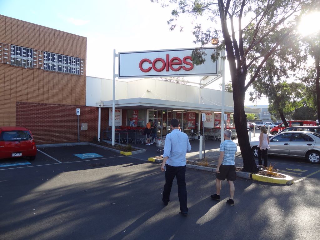 Quelques courses au supermarché du coin, Coles